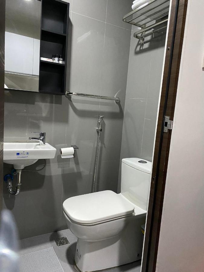 Cozy Crib @ Air Residences - Makati マカティ エクステリア 写真