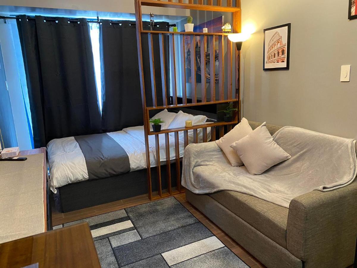 Cozy Crib @ Air Residences - Makati マカティ エクステリア 写真